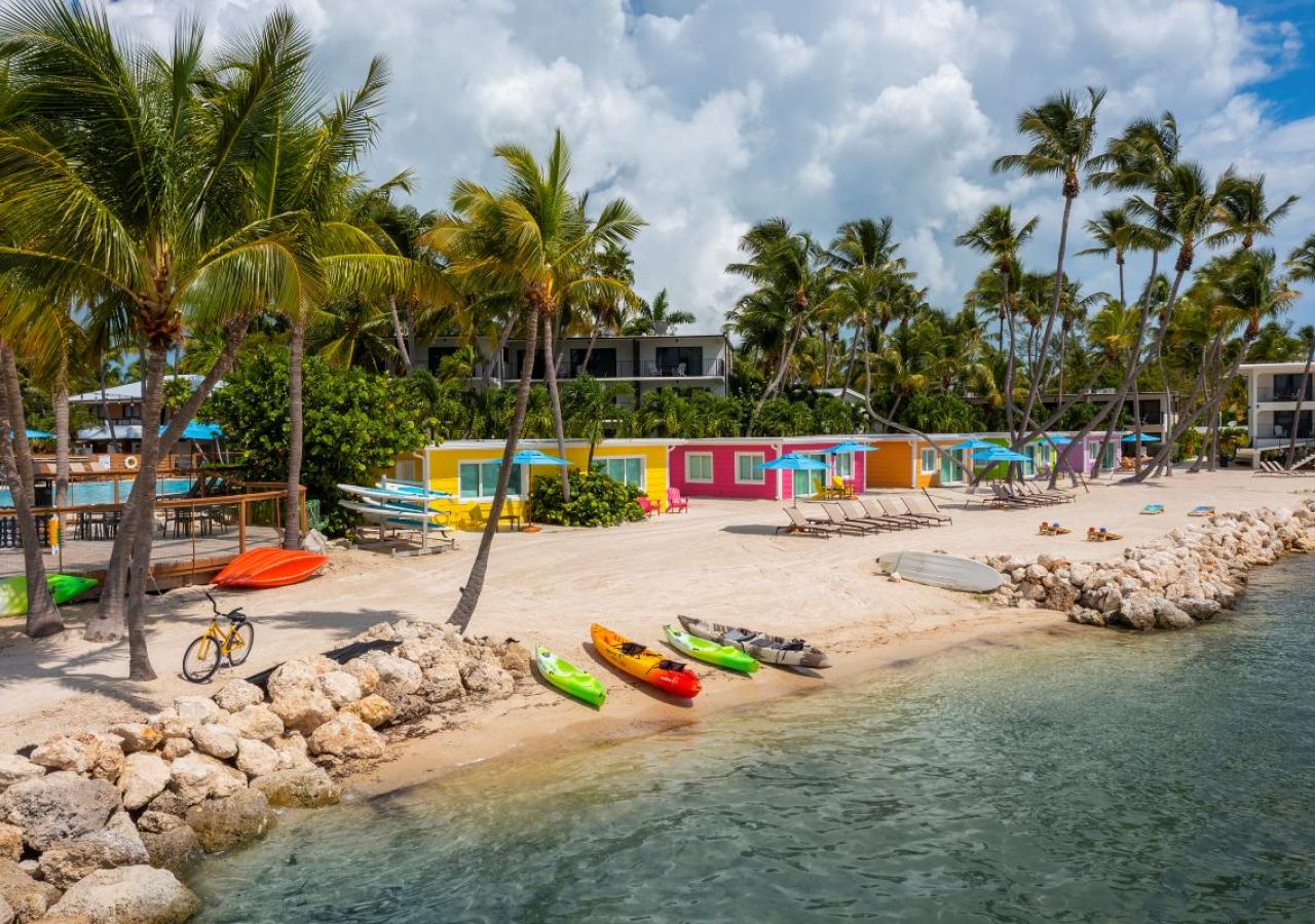 La Siesta's Walk-In Beach Islamorada