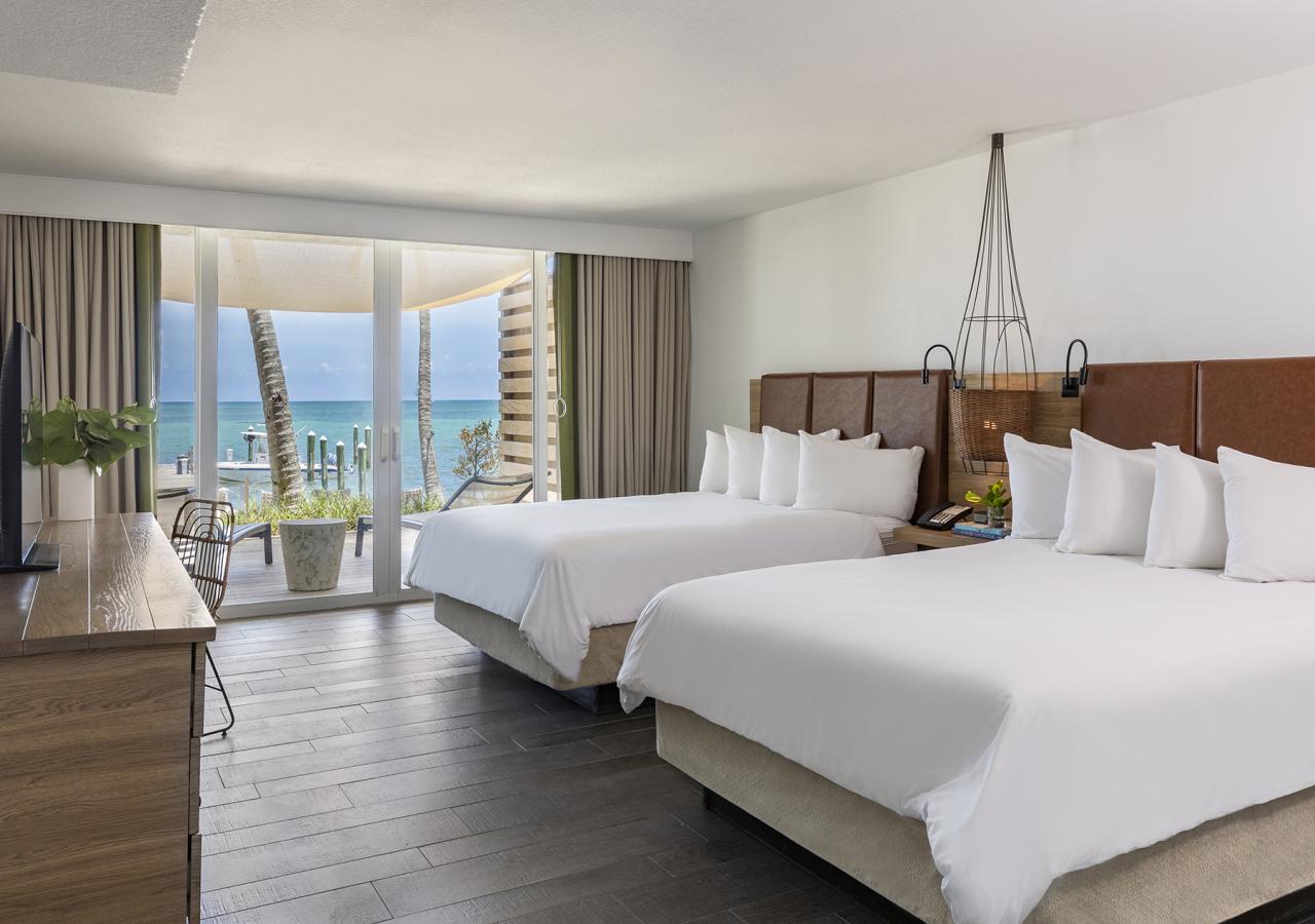 OCEANFRONT TWO QUEEN BEDS_ ONE BEDROOM SUITE WITH 2 LANAIS
