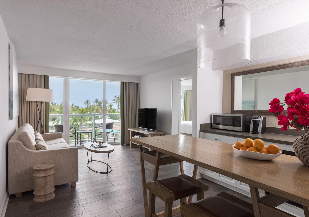 STANDARD VIEW _ 1 BEDROOM SUITE KING