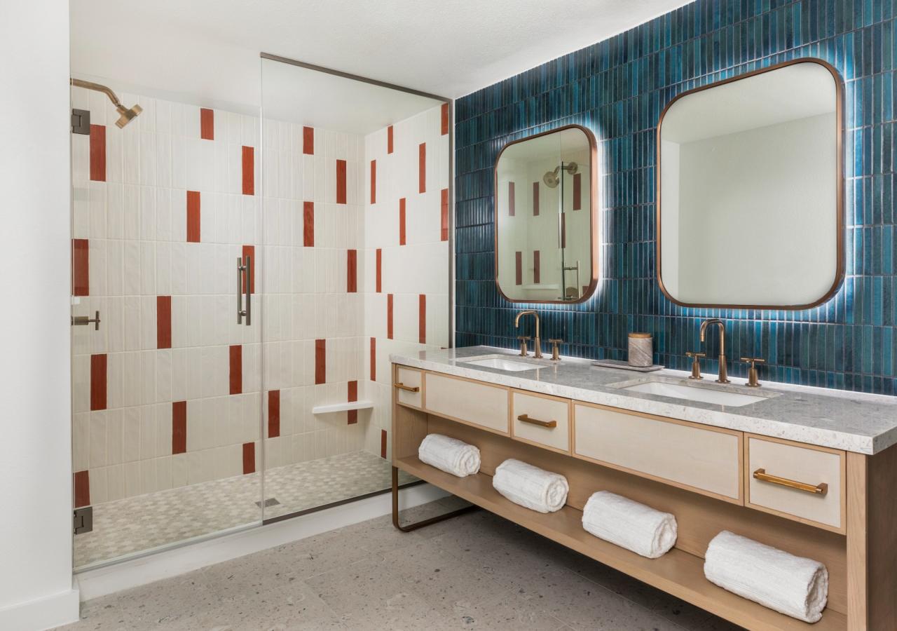 Three Waters Suite, 1 King, Sofabed, Balcony + Jr. Suite 1 King Oceanfront