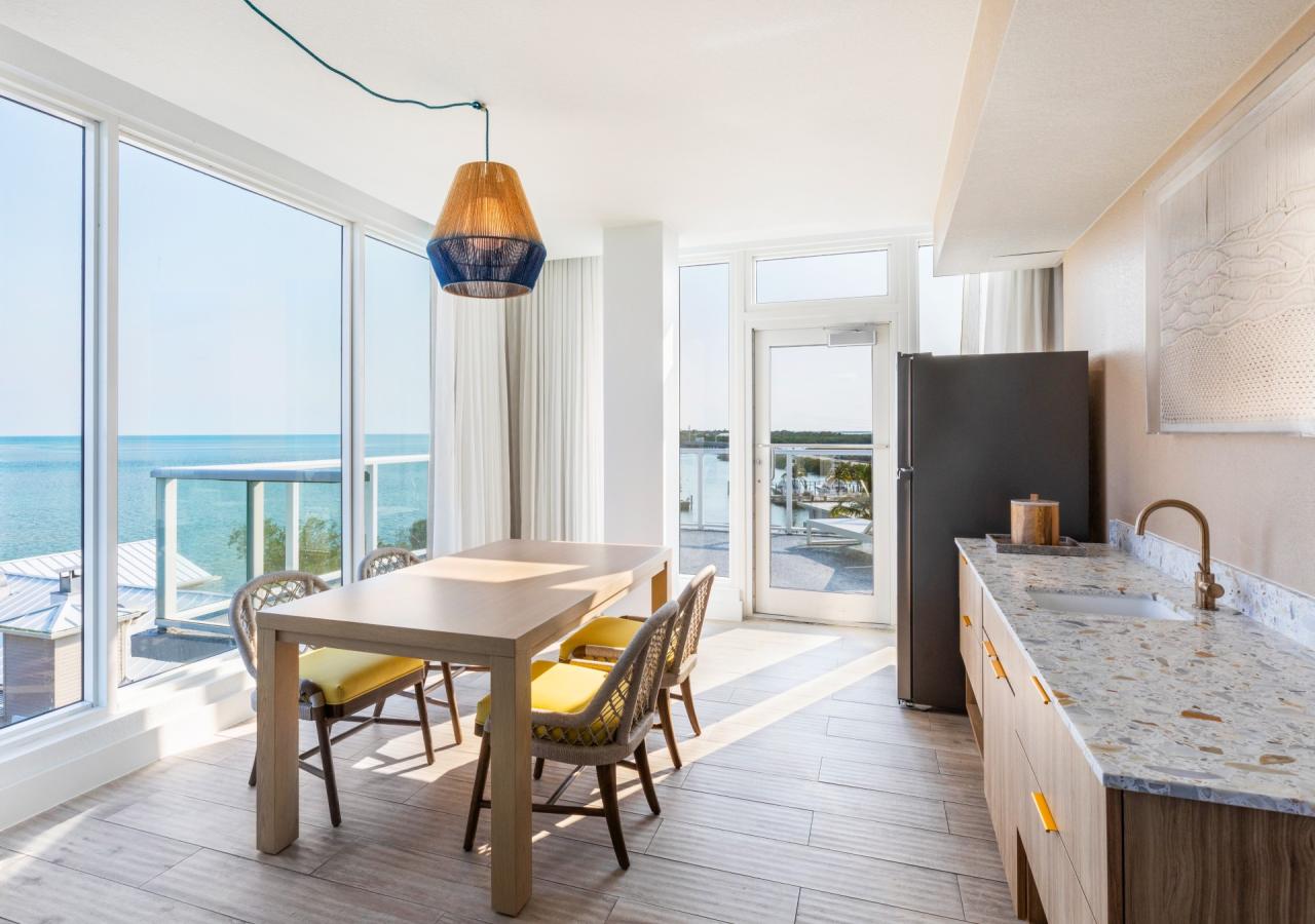 Three Waters Suite, 1 King, Sofabed, Balcony + Jr. Suite 1 King Oceanfront