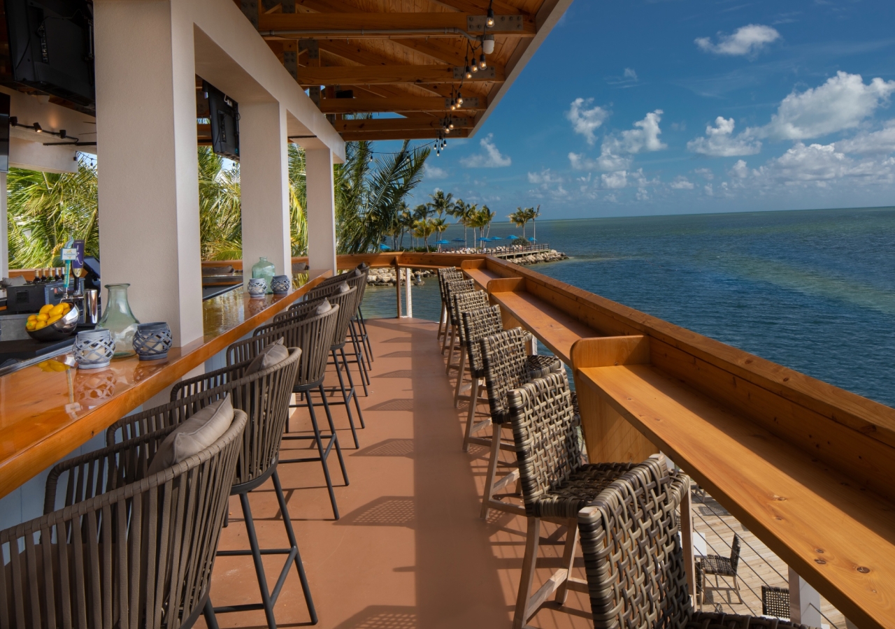 upper deck of patio at Raw Bar looking out onto the ocean