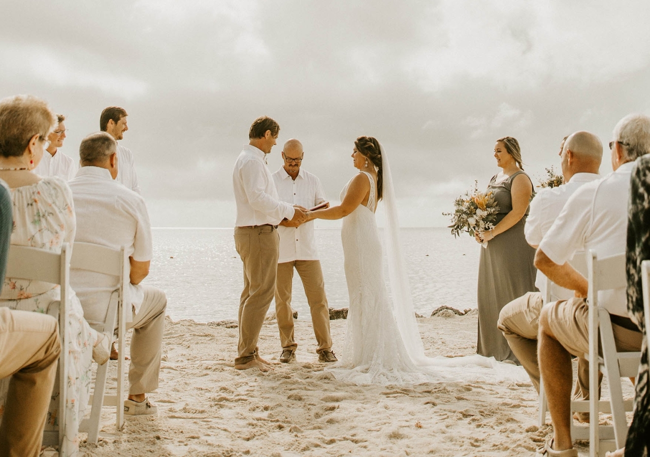 beach wedding ceremony 