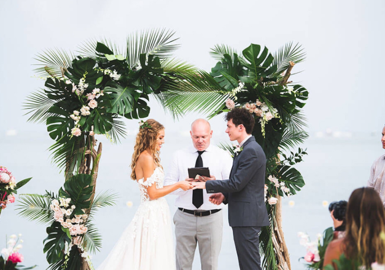 postcard-wedding