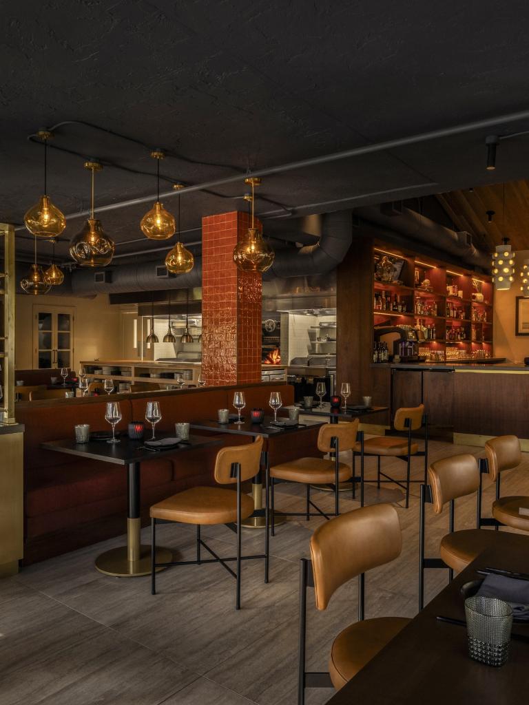 View inside Kindler Restaurant