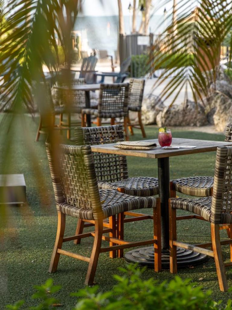 tiki bar at amara cay