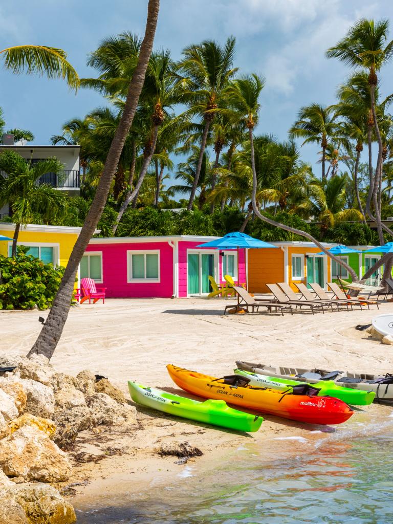 La Siesta colourful cottages