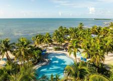 beach and pool la siesta